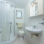 Pensjonat Anitavilla Porec With Pool