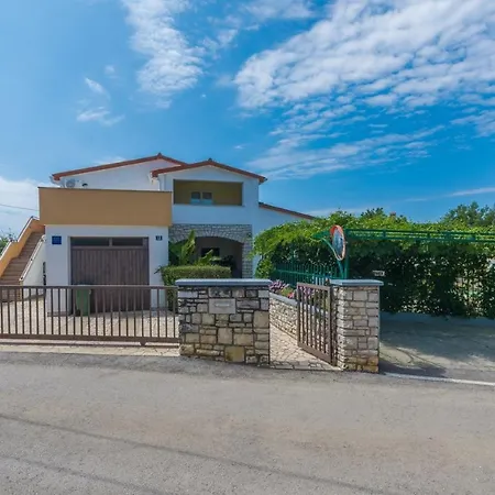 Anitavilla Porec With Pool 3* Vrvari