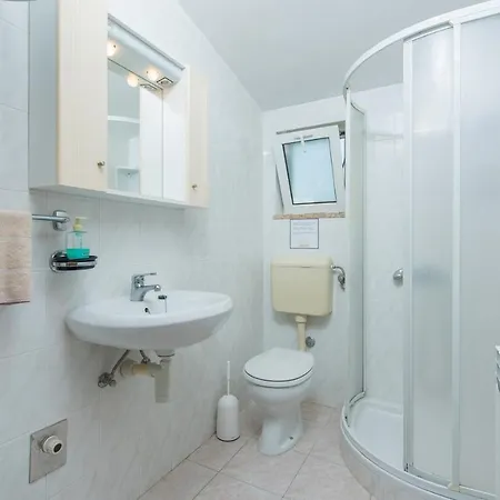 Anitavilla Porec With Pool 3* Vrvari