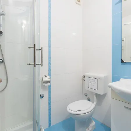 Anitavilla Porec With Pool 3*