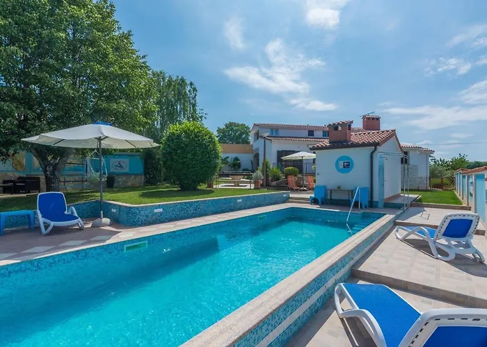 Anitavilla Porec With Pool 3* Vrvari