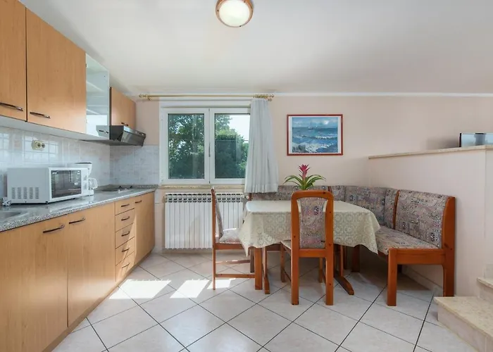 Anitavilla Porec With Pool Vrvari