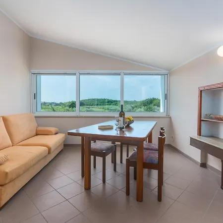 Anita With Common Pool Guest house Vrvari