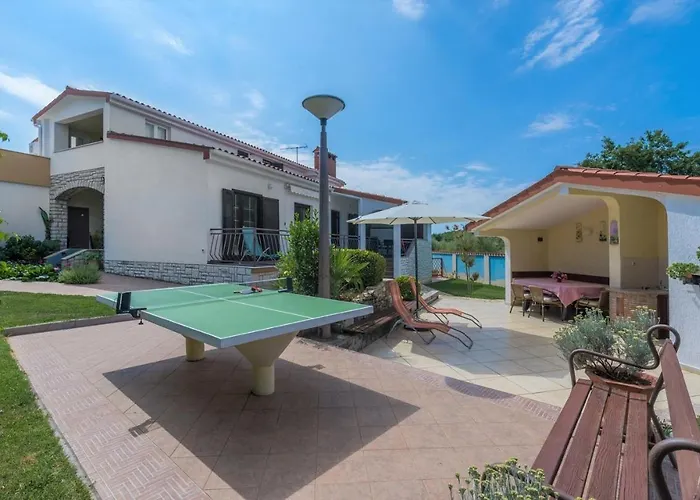 Anitavilla Porec With Pool Gæstehus Vrvari