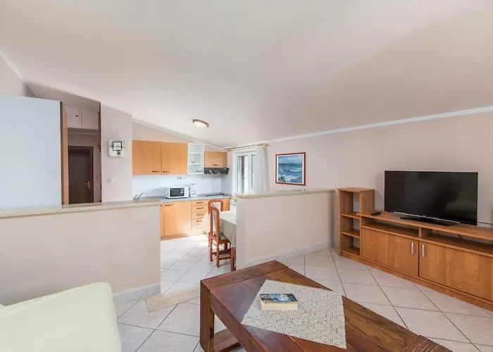 Anitavilla Porec With Pool Vrvari